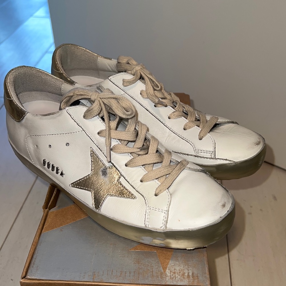 Golden goose superstar sneakers in white/gold size 39 with original box.